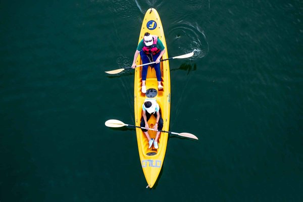 Comment organiser une expédition en kayak autour des îles Féroé?